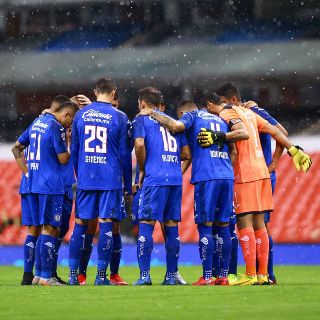 Acusan a Billy Álvarez de comprar jugadores a sobreprecio para Cruz Azul