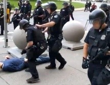 Un primer comunicado oficial afirmaba que el septuagenario, que sangraba mucho y parecía haber perdido el conocimiento, había 