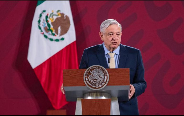 López Obrador asegura que tiene la ventaja de que Ebrard es 