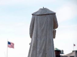 El monumento en Boston amaneció sin cabeza. AFP/T. Bradbury