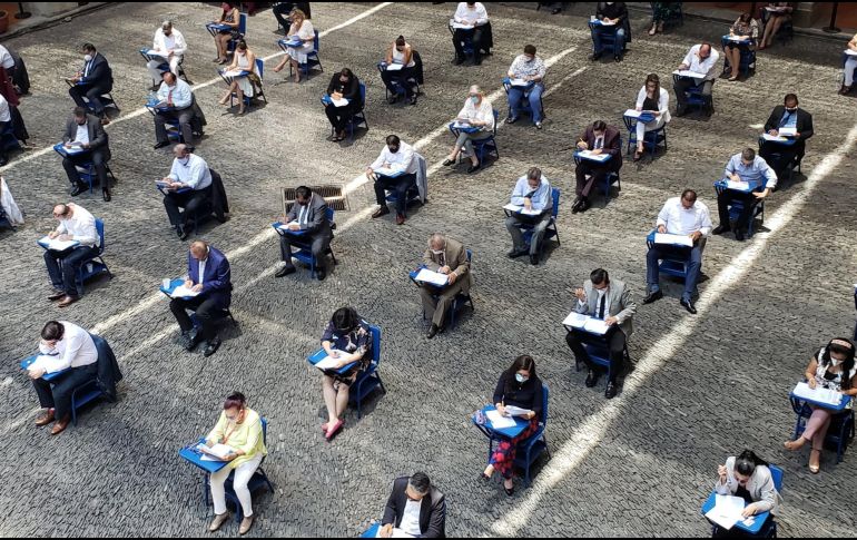 Este martes, 61 de los aspirantes a las tres vacantes. TWITTER / @LegislativoJal