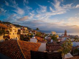 Puerto Vallarta y es la región sanitaria con más inmunidad porque el virus llegó antes al municipio, proveniente de turistas extranjeros. NOTIMEX/Archivo
