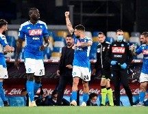 Gracias a un gol del belga Dries Mertens y a las atajadas del colombiano David Ospina, el Napoli se clasificó para la final de la copa italiana. AFP /  F. Monteforte
