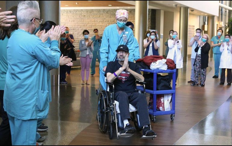 Michael Flor, que es beneficiario del seguro de salud para personas mayores Medicare, no debería tener que pagar ese monto. ESPECIAL/K. Lambert-Seattle Times