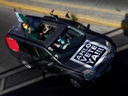 La caravana recorrió varios kilómetros de las principales avenidas de Guadalajara, donde se observaron unos dos mil automóviles. EFE/F. Guasco
