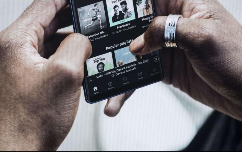 Tan sólo Spotify se lleva el 35% del mercado de la música digital. AFP/ARCHIVO