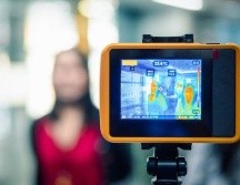Las cámaras solo detectan la temperatura de la piel, que no es lo mismo que la temperatura corporal.