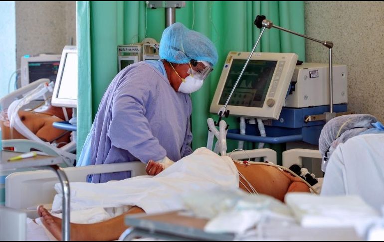 La Universidad de Oxford indicó que la dexametasona ha reducido en hasta un tercio la mortalidad de pacientes intubados con respiradores y en un quinto la de los que necesitaron oxígeno. AFP / ARCHIVO
