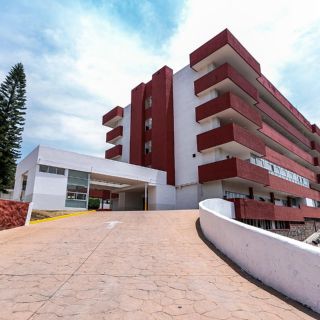 Hospital Ángel Leaño abre sus puertas a pacientes con COVID-19