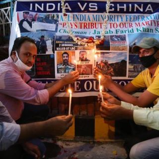 China e India acuerdan "reducir tensión" tras sangriento choque fronterizo