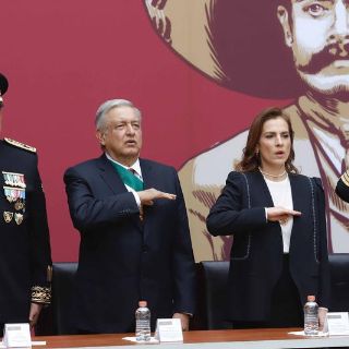 Entregan ascensos post mortem a militares fallecidos por COVID-19