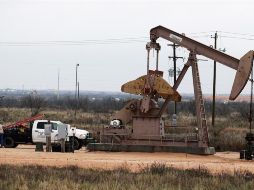 Los precios del crudo se replegaron el miércoles tras la publicación del reporte. EFE/L. Smith