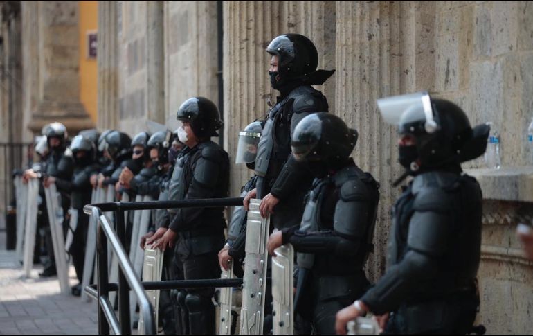 Entre los elementos se encontraron antimotines de la Policía del Estado y de la Comisaría de Guadalajara. EL INFORMADOR/F. Atilano