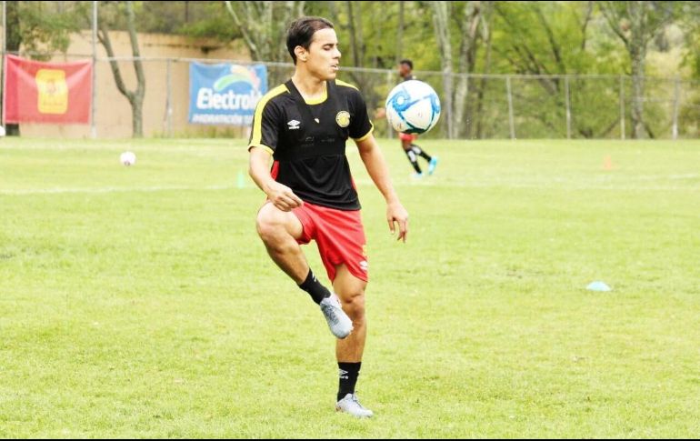 Omar Bravo se convirtió en capitán de Leones Negros en los últimos encuentros del Clausura 2020. TWITTER / @OBravoOficial