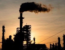 El crudo de referencia en EU llegó a perder más de un 8% este martes. AFP/ARCHIVO