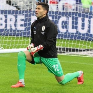 Martín Campaña sería nuevo portero de Pumas