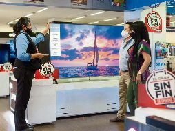 FAMSA aplica en sus casi 400 sucursales del país los protocolos de sanitización necesarios para dar tranquilidad a los consumidores. ESPECIAL