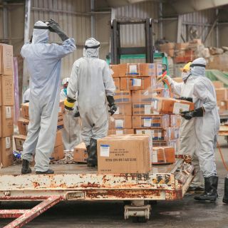 Yemen recibe 43 toneladas de material sanitario para hacer frente al COVID-19