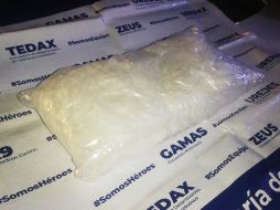 La droga sintética se localiza debajo de uno de los asientos de un automóvil Ford Figo. CORTESÍA