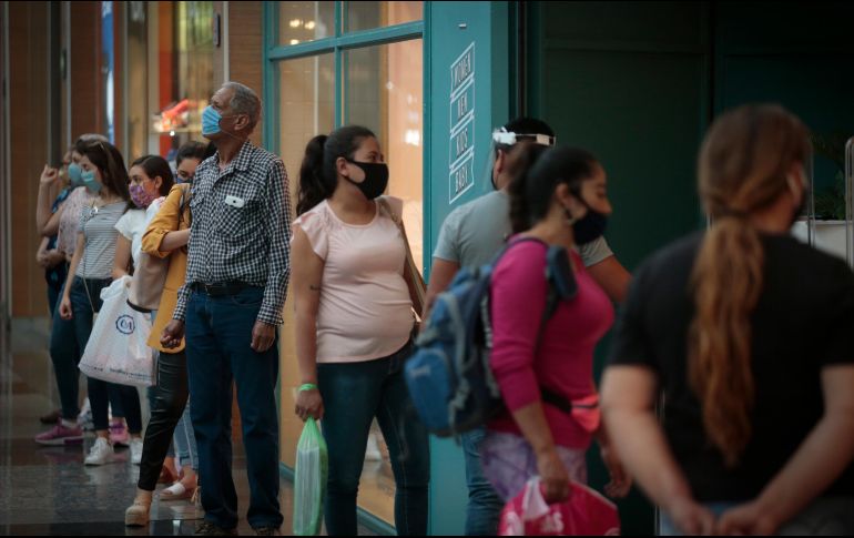 Guadalajara se mantiene en primer lugar de casos acumulados con dos mil 949. EL INFORMADOR / F. Atilano