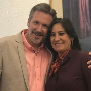 John Ackerman demandará a Loret de Mola por exhibición de sus casas