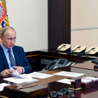 Putin no descarta presentarse de nuevo a las presidenciales