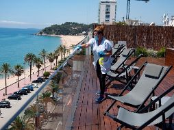 El sector más golpeado por la pandemia ha sido el hostelero, donde un 76% de las firmas encuestadas dice haberse visto afectado. AFP / J. Lago