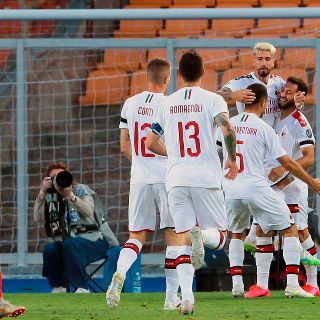 Sin Ibrahimovic, Milan golea a Lecce