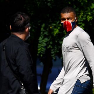 Clubes franceses votan a favor de mantener liga de 20 equipos