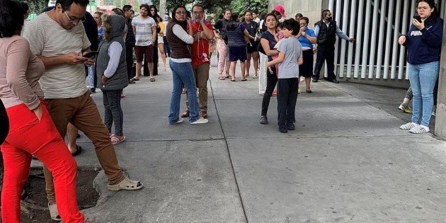 M&aacute;s de dos millones de personas se quedaron sin luz por sismo: CFE