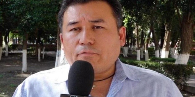 Polic&iacute;as persiguen al alcalde de General Cepeda, Coahuila