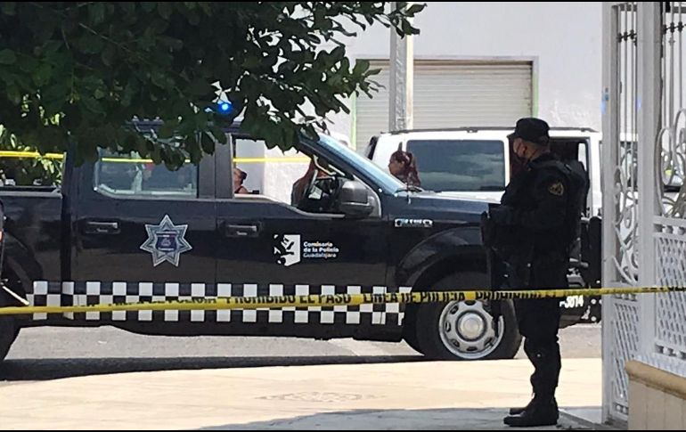 Policías municipales refieren que se trató de un ataque directo. ESPECIAL / Policía de Guadalajara