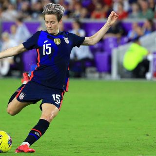  Estrellas del futbol femenino de EU renuncian a jugar torneo por COVID-19