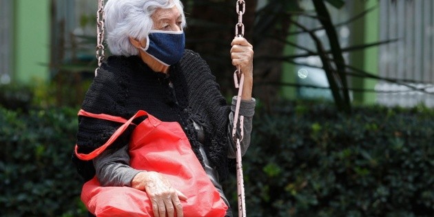 Adelantar&aacute;n cuatro meses de pensi&oacute;n para adultos mayores