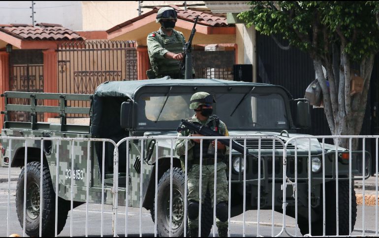 La defensa desmiente las acusaciones de la Sedena  y la Fiscalía de Guanajuato, de que las tres mujeres detenidas en el cateo eran operadoras financieras del CSRL. EFE/Str