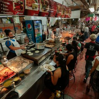 Locatarios de San Juan de Dios contrastan en respeto a medidas sanitarias