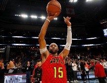 Carter participó en mil 541 partidos de la NBA, quedando sólo por detrás de Robert Parish (mil 611) y Kareem Abdul-Jabbar (mil 560) en la lista histórica. TWITTER / @ATLHawks