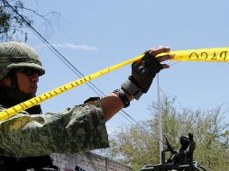 En el sitio del accidente se montó un operativo en el que participan elementos del Ejército y bomberos. EFE/ARCHIVO