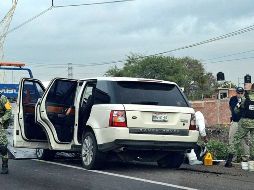 La Guardia Nacional asegura la zona en donde estaba el automotor con el material peligroso. EFE
