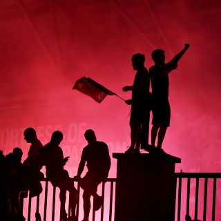 LeBron James felicita al Liverpool por su campeonato