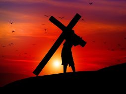 “El que no toma su cruz, no es digno de mí”, Mt. 10, 37-42. ESPECIAL