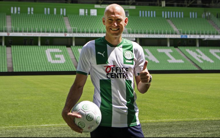 Arjen Robben se había retirado de las canchas el año pasado. EFE / O. Kraak