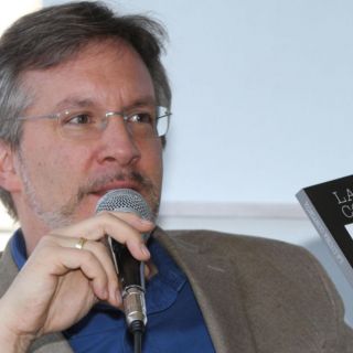 La CNDH exhorta a John Ackerman a respetar derechos de periodistas