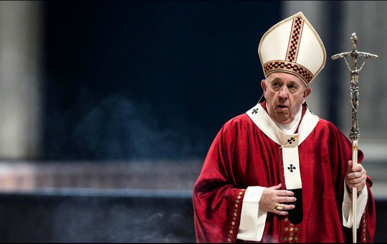 Francisco presidió una misa en la Basílica de San Pedro por la festividad de San Pedo y San Pablo. AFP / A. Carconi