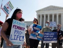 Activistas en contra del aborto se manifestaron este lunes frente a Corte Suprema en Washington, DC. AFP/A. Wong
