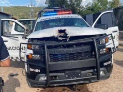 La unidad donde circulaban los elementos de la Guardia Nacional quedó severamente dañada. ESPECIAL