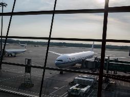 Aspecto del aeropuerto de Pekín. Los residentes de China podrán viajar de nuevo a países de la Unión Europea. AFP/N. Asfouri