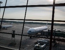Aspecto del aeropuerto de Pekín. Los residentes de China podrán viajar de nuevo a países de la Unión Europea. AFP/N. Asfouri