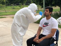 El equipo informa que en caso de que un jugador dé positivo a la prueba se mantendrá aislado, mientras que los que resulten negativos podrán iniciar los entrenamientos presenciales. ESPECIAL / Leones Negros