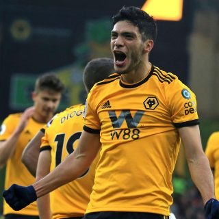 Filtran posible uniforme de los Wolves y Raúl Jiménez